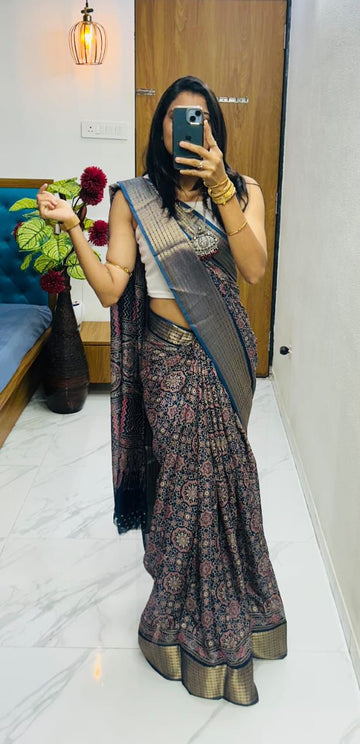 Heavy Marsh Mellow Saree S0038