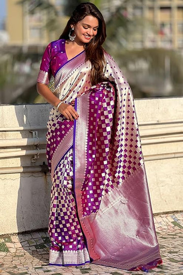 Stunning Banarasi Silk Saree with Subtle Design & Silver Zari Weaving S0104