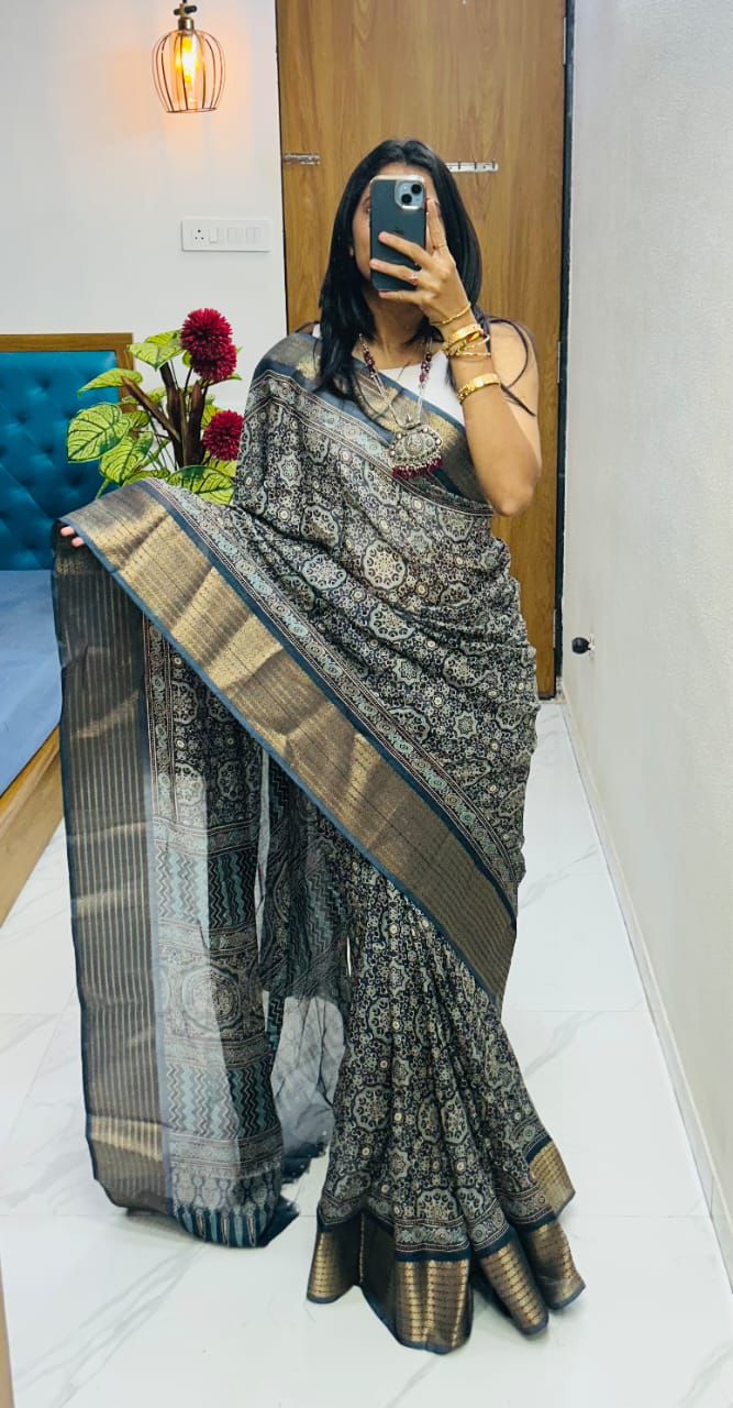 Heavy Marsh Mellow Saree S0036