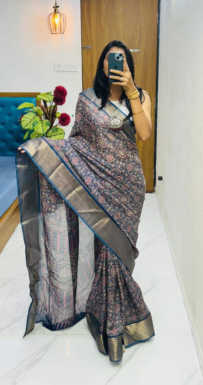 Heavy Marsh Mellow Saree S0038