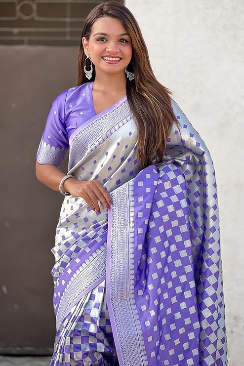 Stunning Banarasi Silk Saree with Subtle Design & Silver Zari Weaving S0103