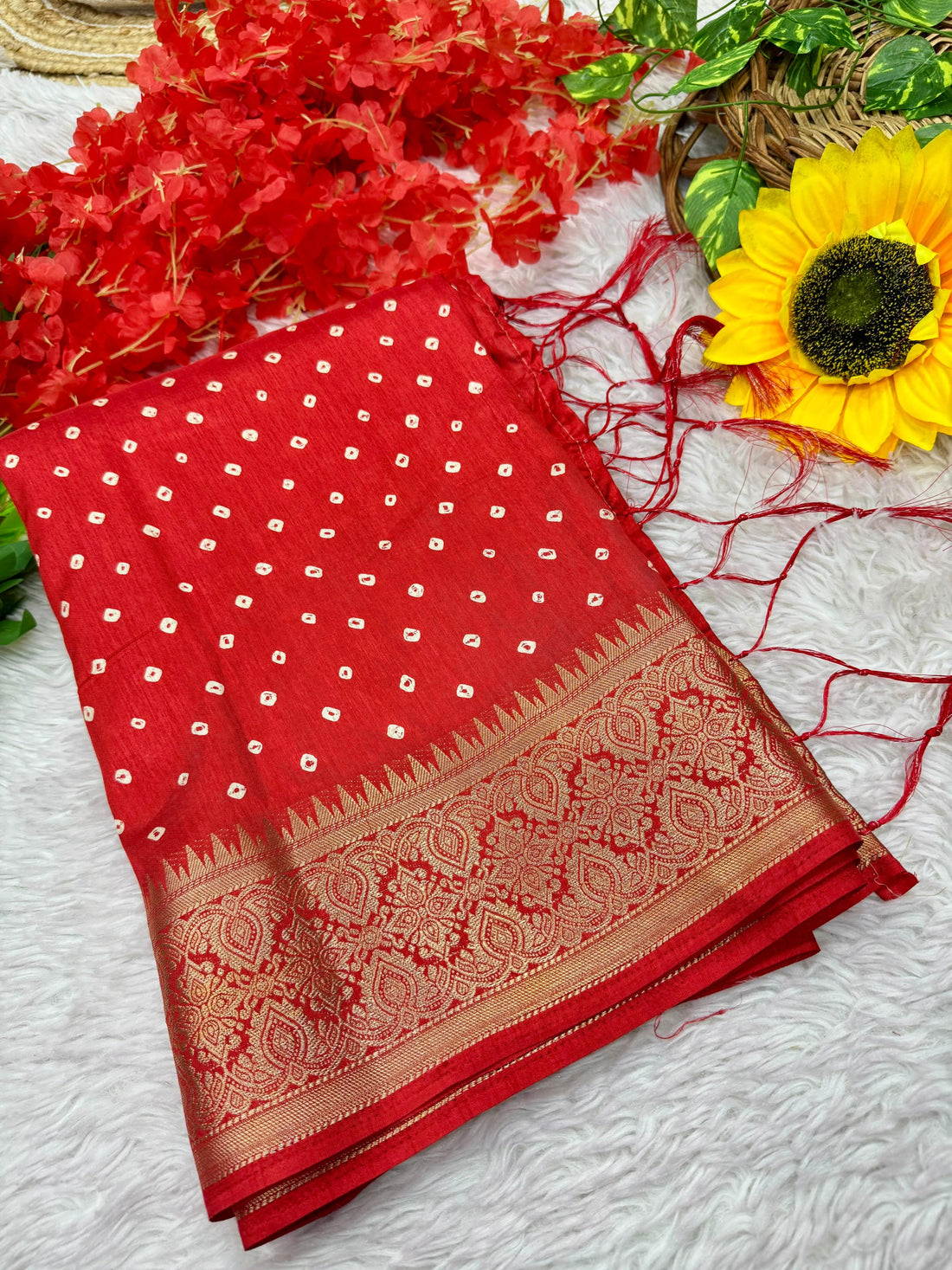 Red  Soft Dola Silk Saree S008