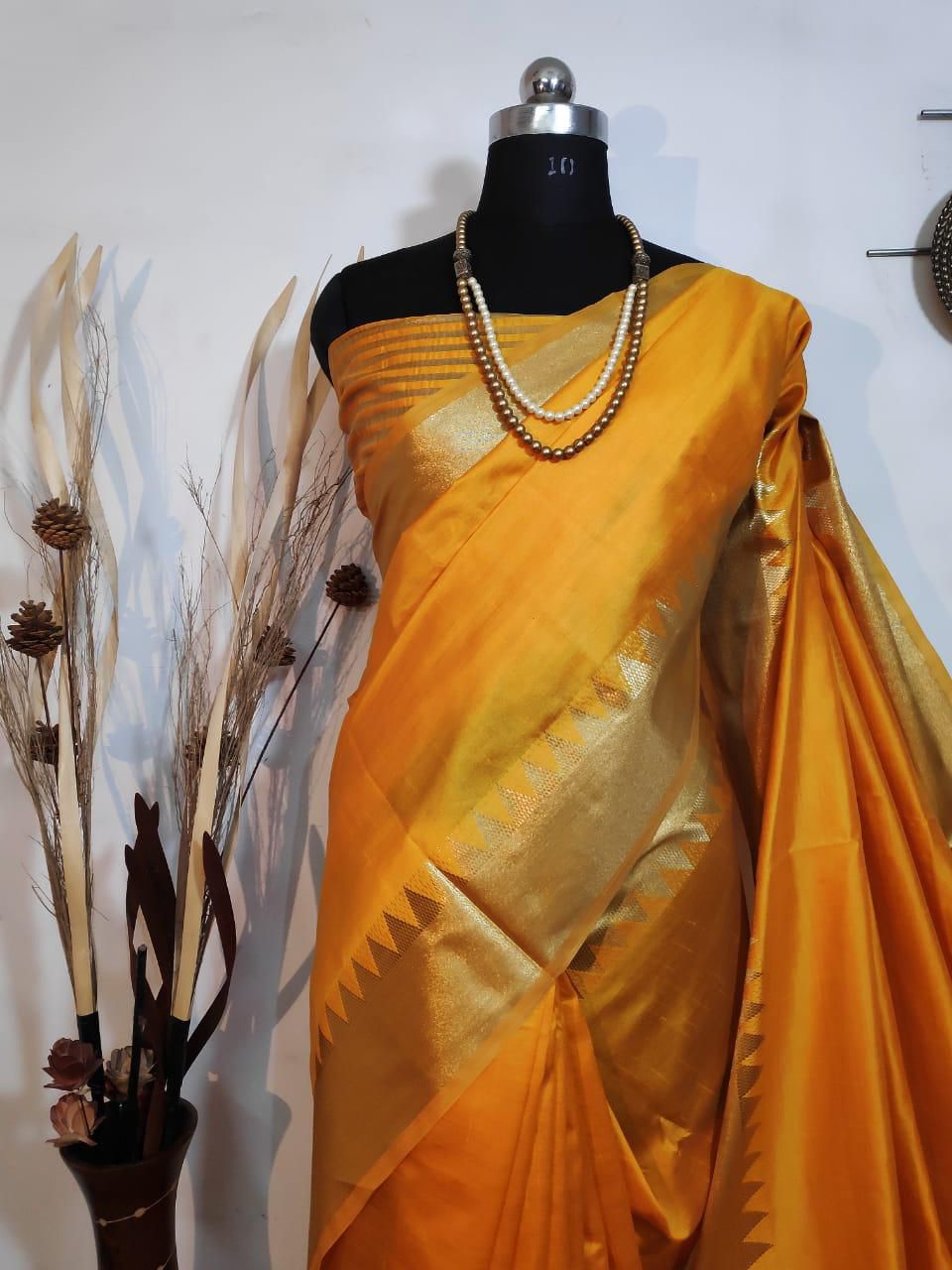Assam Silk Weaving Saree with Zari Temple Border S0122