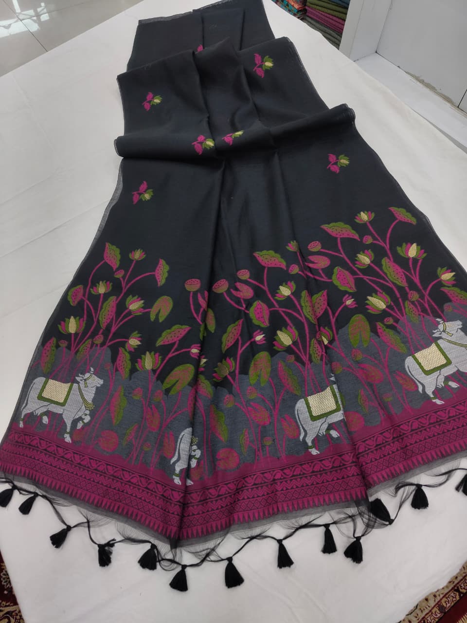 Soft Muga Cotton Saree with Pichwai Pallu S0131