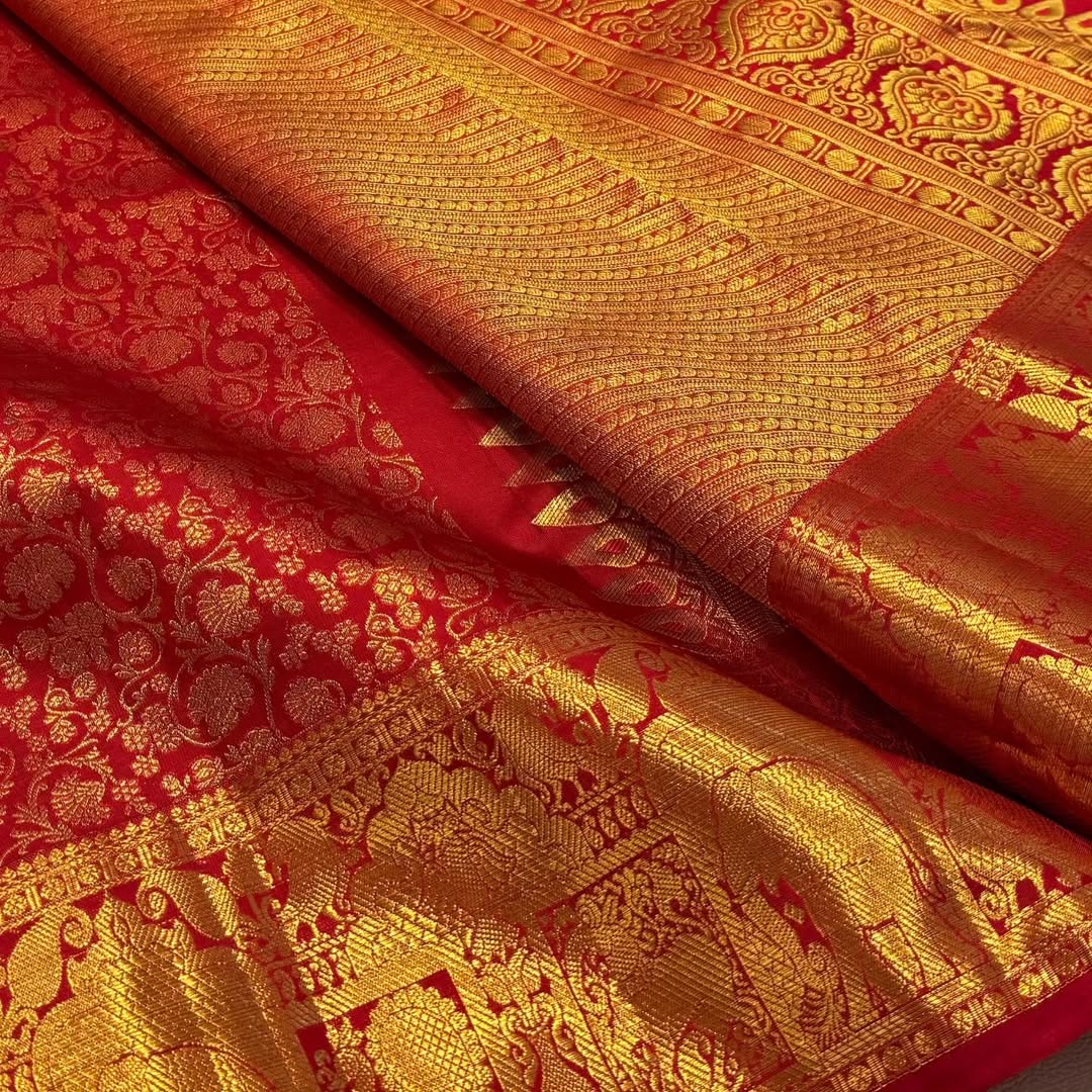 Stunning Banarasi Soft Silk Saree in Elegant Color S0067