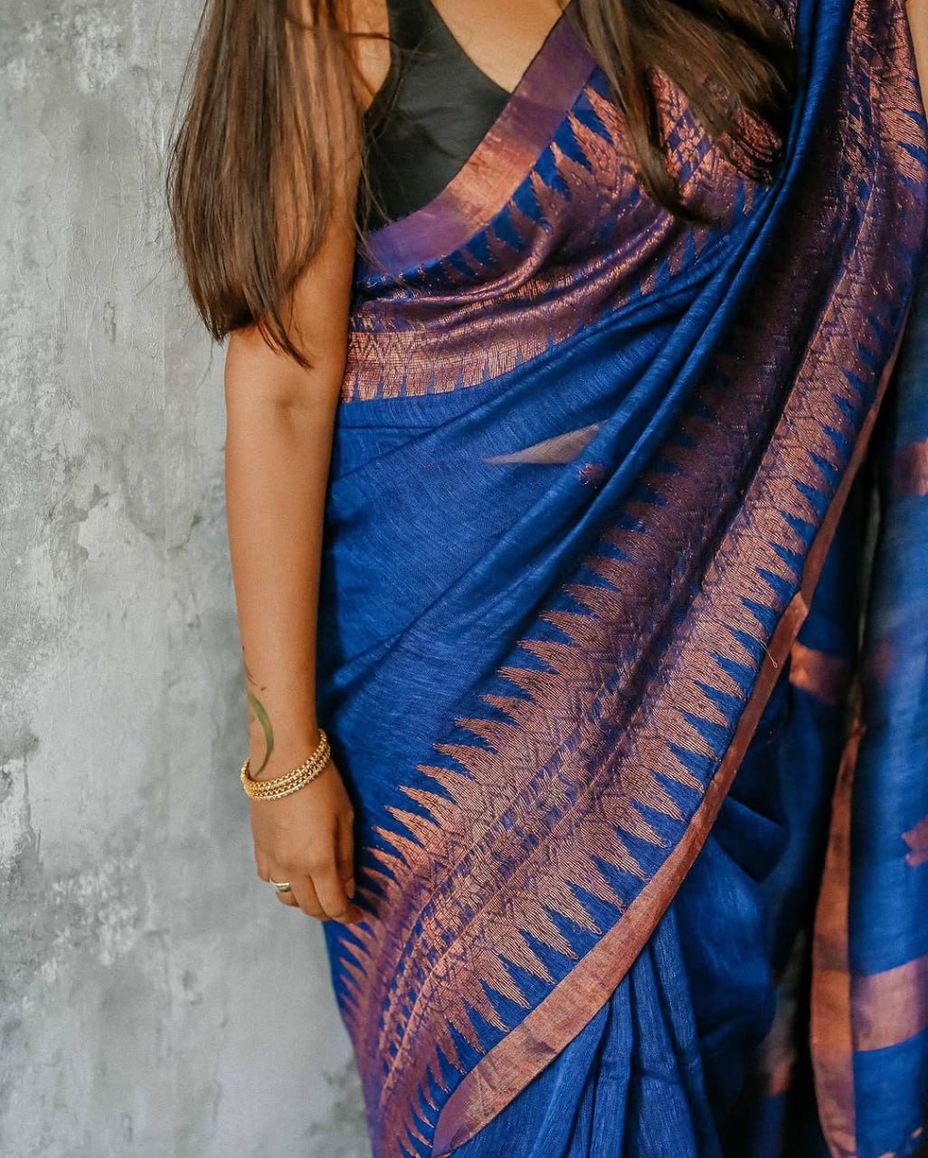 Banarasi Soft Silk Saree with Minimal Design & Copper Zari Weaving S0075