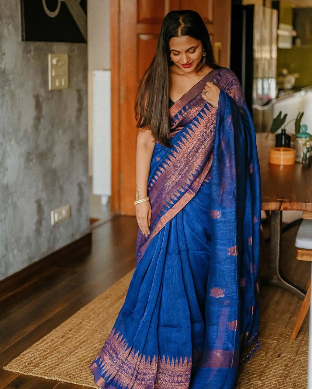 Banarasi Soft Silk Saree with Minimal Design & Copper Zari Weaving S0075