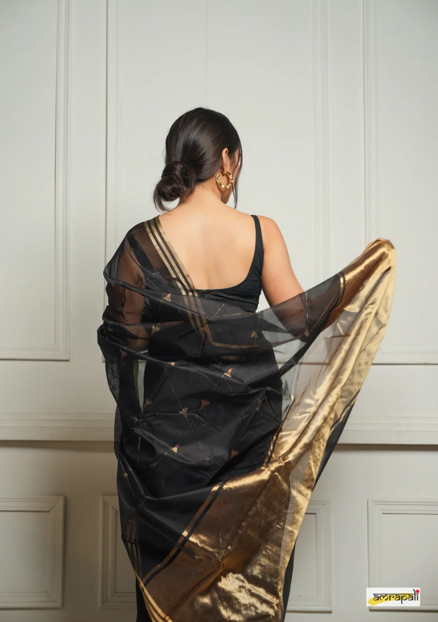 Celebrity style Soft Cotton Silk Sari with Jacquard border S0079