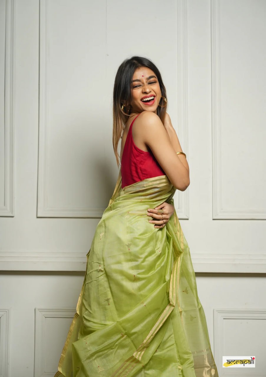 Celebrity style Soft Cotton Silk Sari with Jacquard border S0081