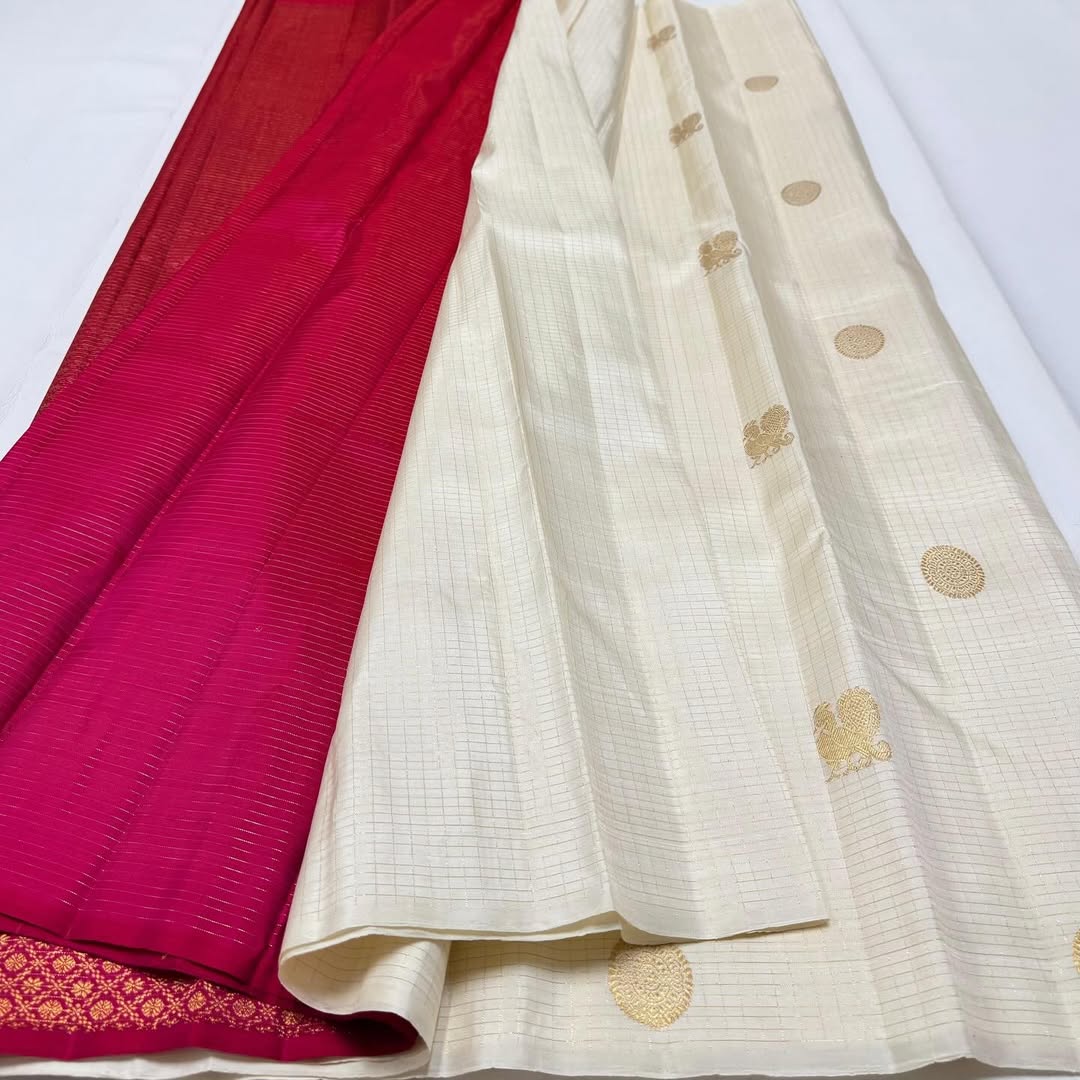 Banarasi Soft Silk Saree – Timeless Style with Copper Zari Highlights S0084