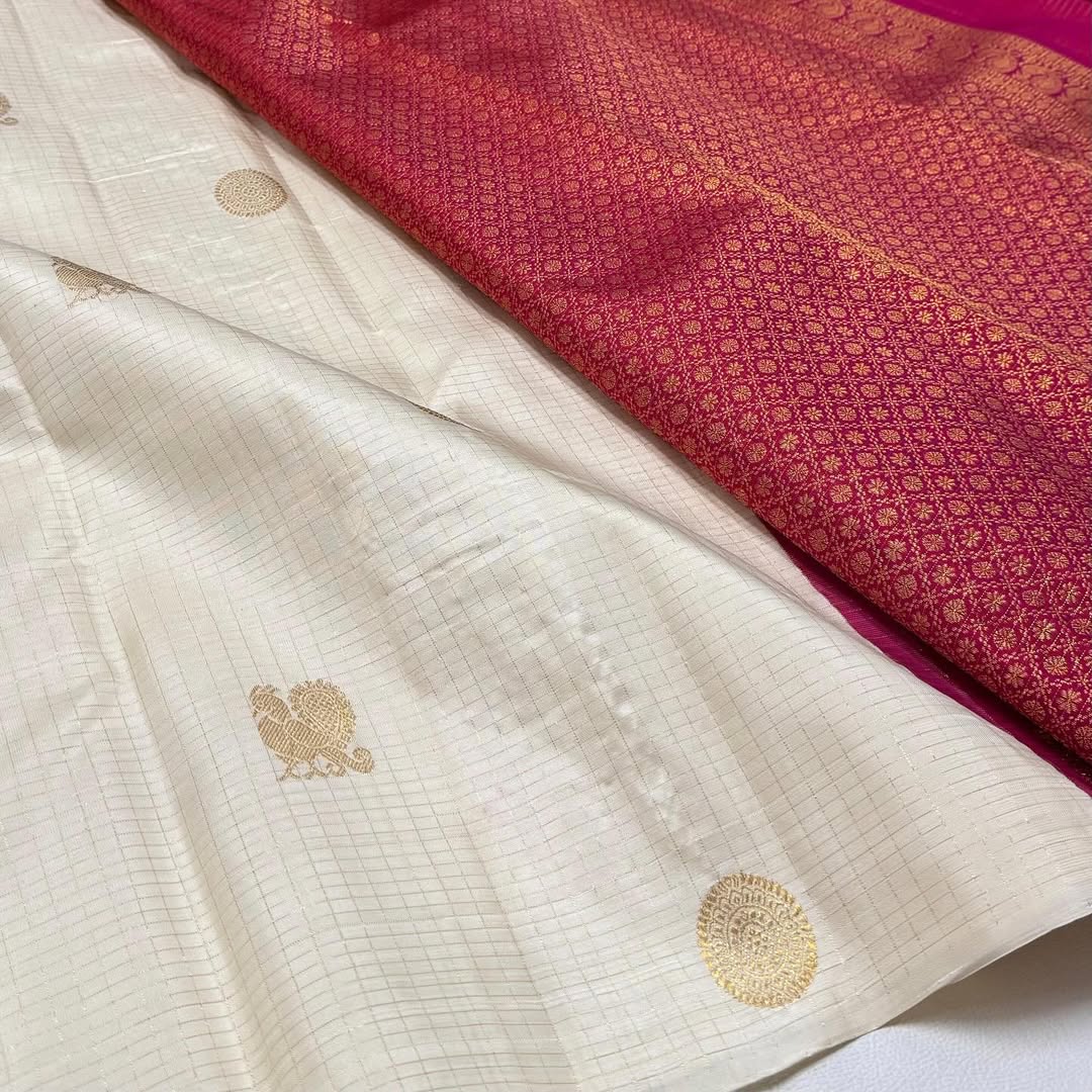 Banarasi Soft Silk Saree – Timeless Style with Copper Zari Highlights S0084