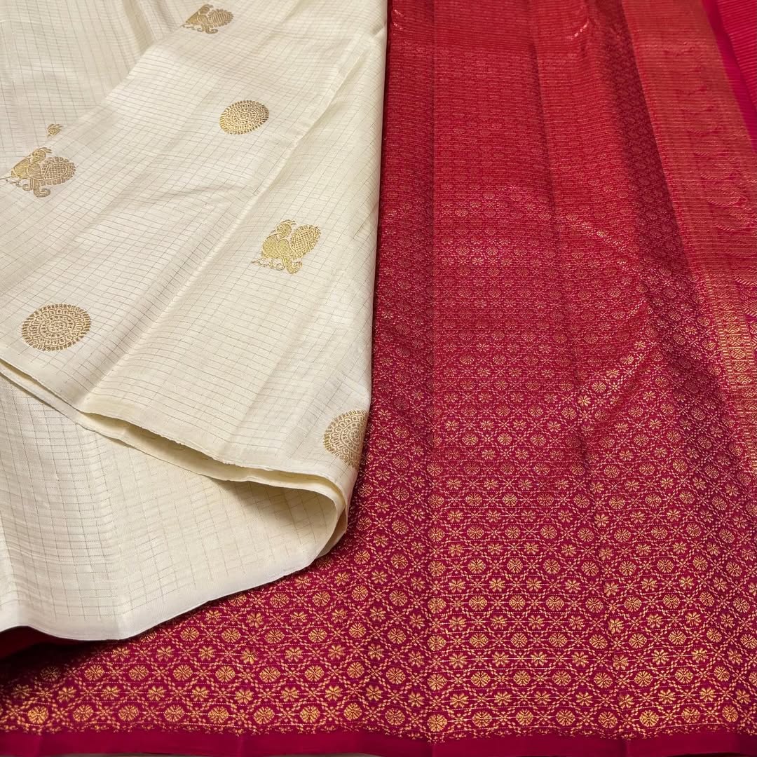 Banarasi Soft Silk Saree – Timeless Style with Copper Zari Highlights S0084
