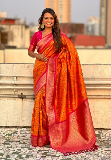 Graceful Banarasi Soft Silk Saree – Minimal Look, Luxurious Copper Zari S0089