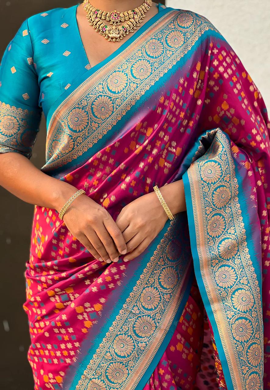 Graceful Banarasi Soft Silk Saree – Minimal Look, Luxurious Copper Zari S0090