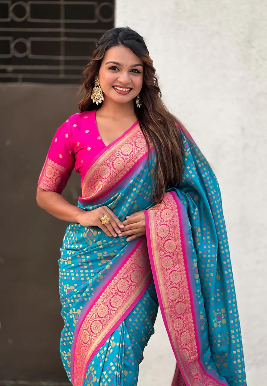 Graceful Banarasi Soft Silk Saree – Minimal Look, Luxurious Copper Zari S0093